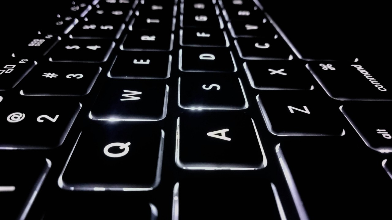 Demissão em Massa no Home Office: O que o Caso do Itaú Coloca em Debate